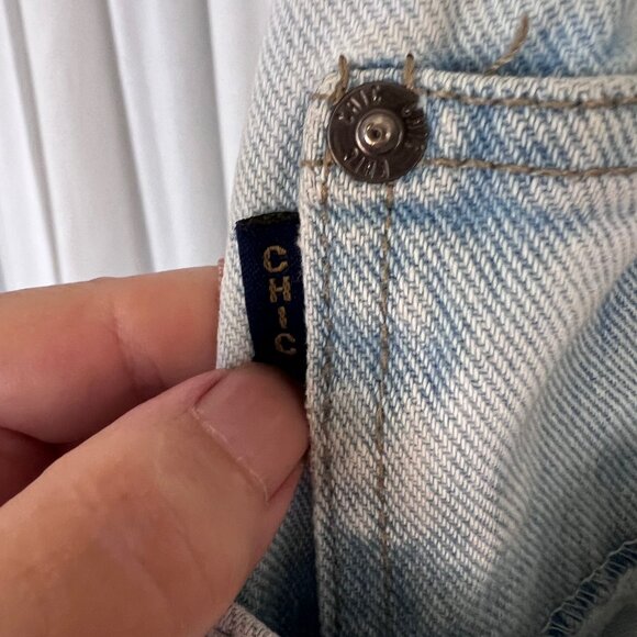 Vintage 80's Chic Bleached Hi Waisted Jeans - Picture 3 of 5